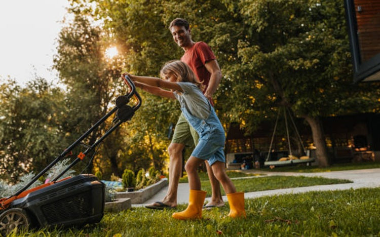 What Time Can I Legally Mow My Lawn?