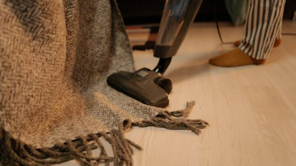 How to Clean Wool Carpet: A Beginner's Guide