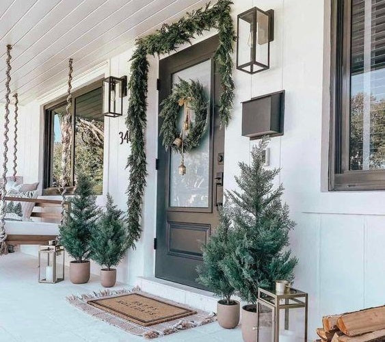 21 Creative Front Porch Christmas Decorating Ideas