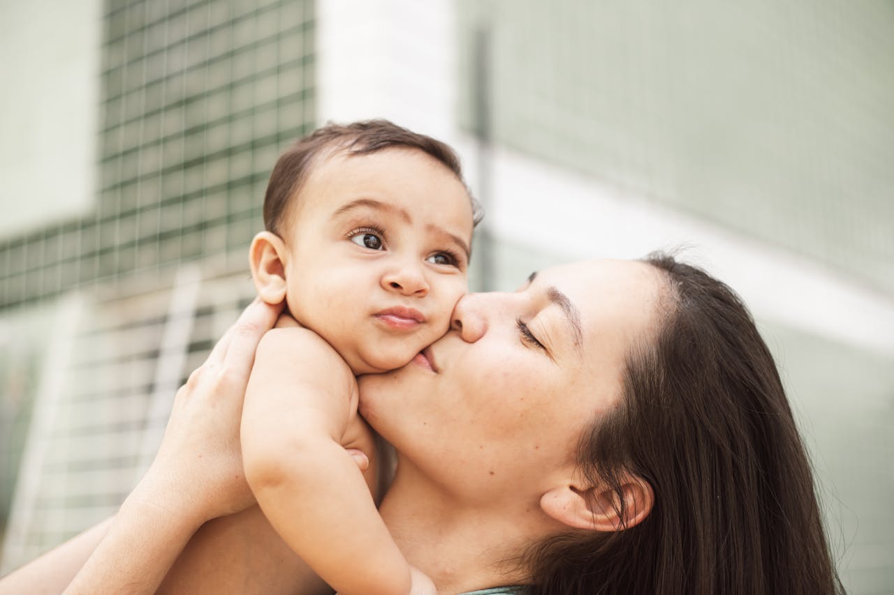 Breastfed Infant Poop: What's Normal and When to Worry