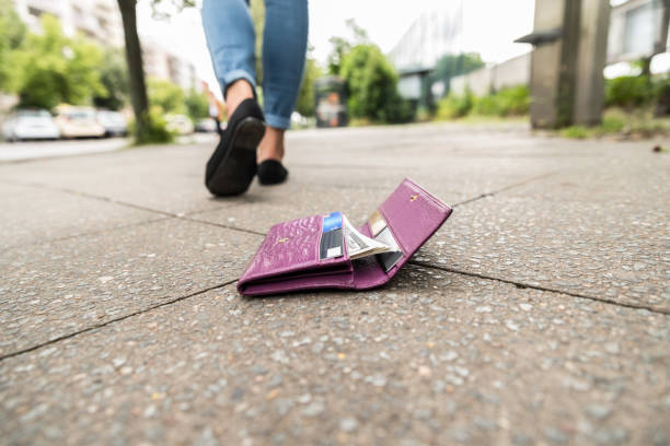 How to Find a Lost Wallet: Tips and Tricks