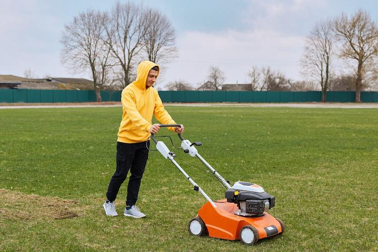 how-to-clean-lawn-mower