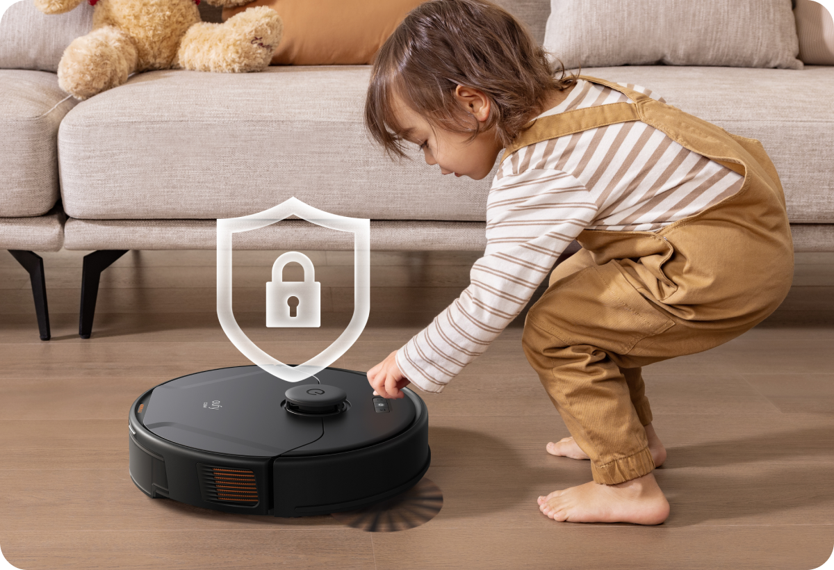 eufy Saugroboter mit Sicherheitsschloss, Kind spielt